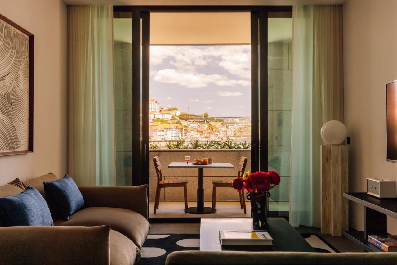 The Rebello Hotel & Spa - Small Luxury Hotels Of The World 빌라노바데가이아 외부 사진