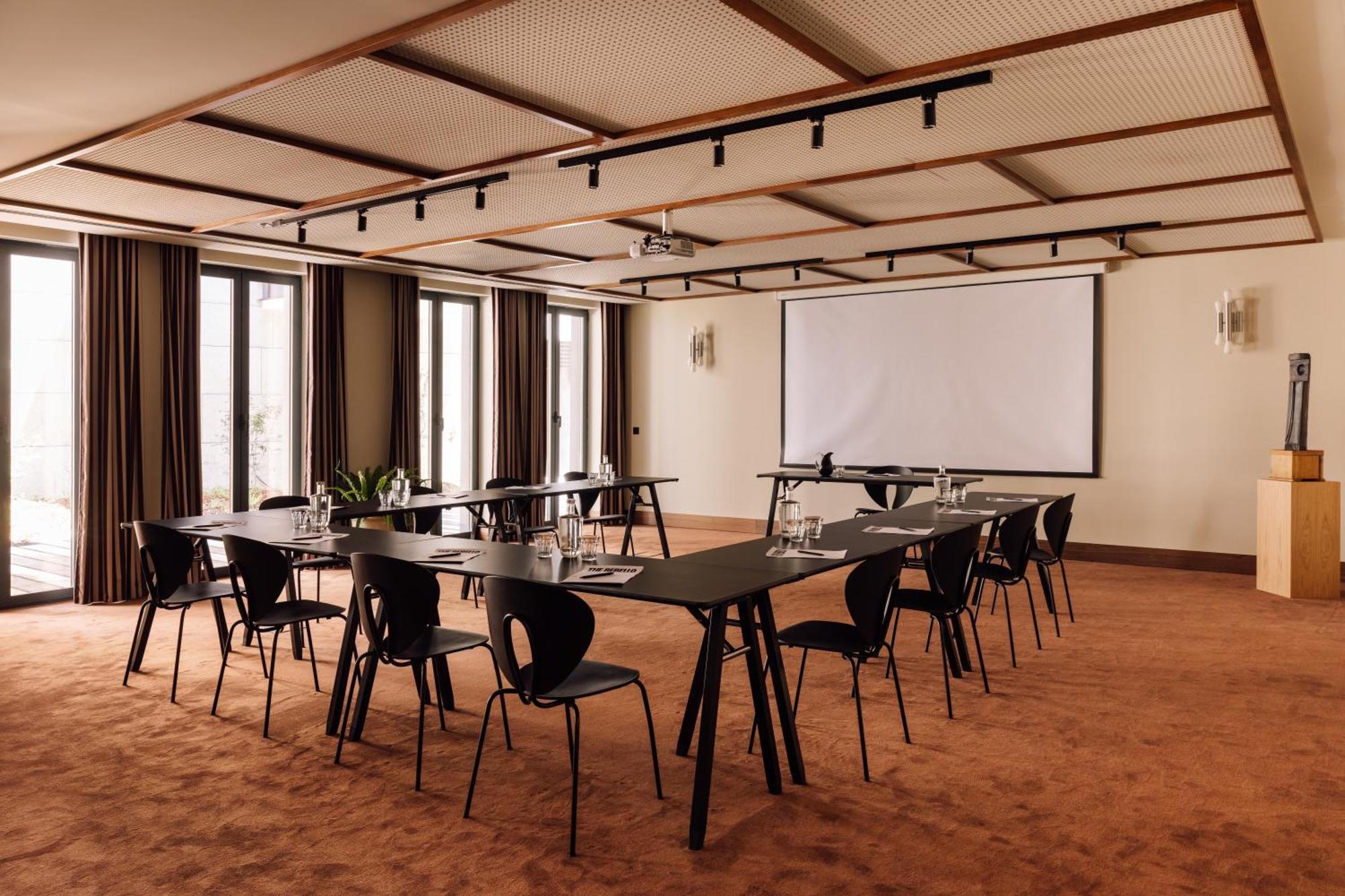The Rebello Hotel & Spa - Small Luxury Hotels Of The World 빌라노바데가이아 외부 사진 Meeting room